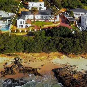 Guest house Manor On The Bay